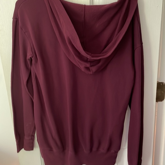 Burgundy V-Neck Sweatshirt - Picture 4 of 4